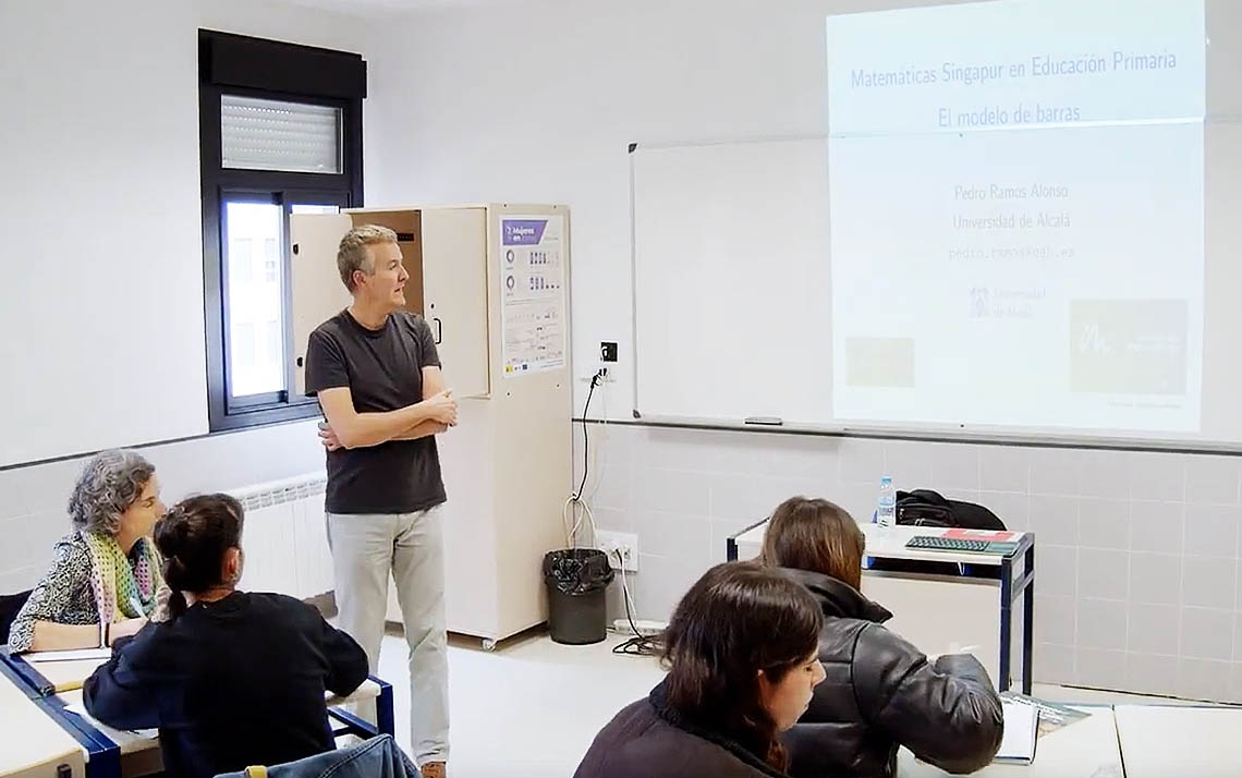 «Inspirando Maestros: Pensar las Matemáticas»: Taller 'Matemáticas Singapur en Educación Primaria' a cargo de Pedro Ramos en Escuni, Centro Universitario de Educación, Madrid.